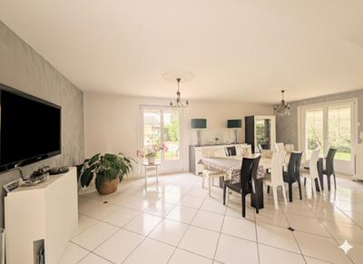 Maison - 150 m² - 6 pièces