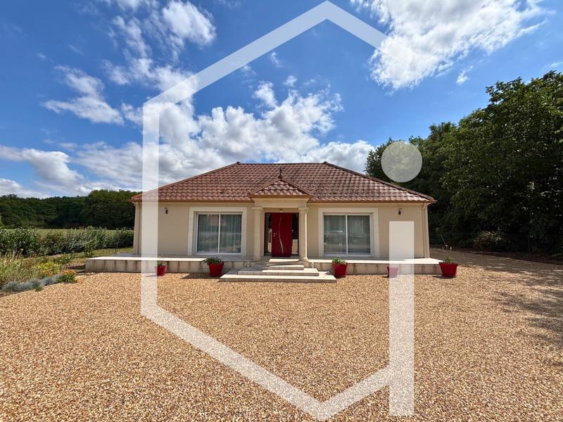 Maison - 165 m² - 5 pièces