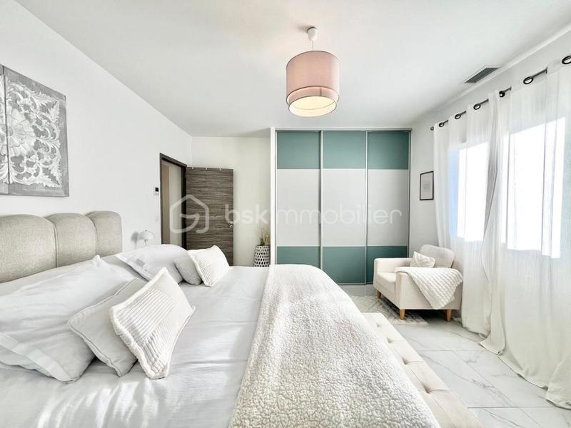 Villa - 140 m² - 5 pièces