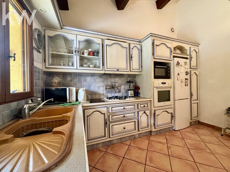 Maison provençale - 181 m² - 7 pièces