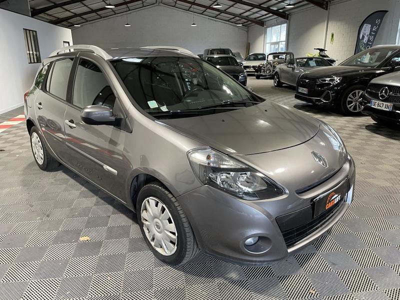 Renault Clio 3 ( III ) Estate Grandtour 1.5 dCi 86 ch -Boite Auto-Garantie 6 Mois-