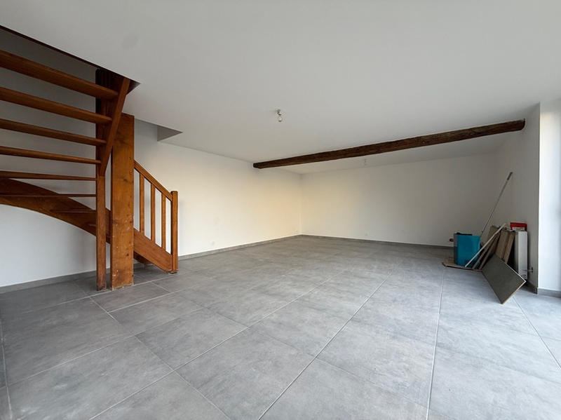 Maison - 83 m² - 5 pièces