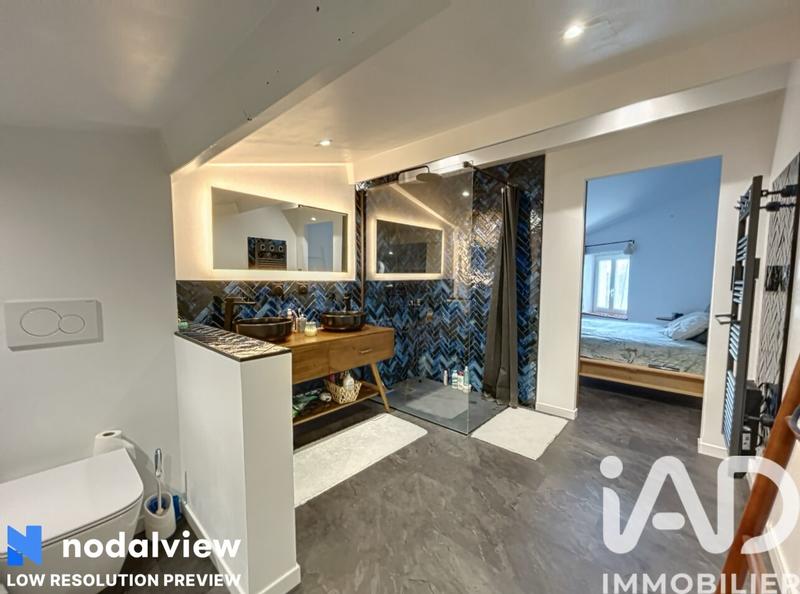 Maison - 161 m² - 5 pièces