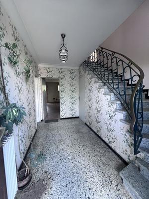 Maison - 185 m² - 7 pièces