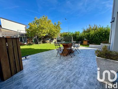 Maison - 121 m² - 5 pièces