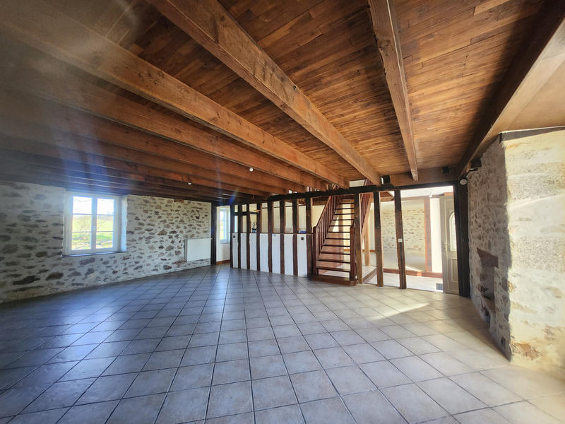 Maison - 166 m² - 6 pièces