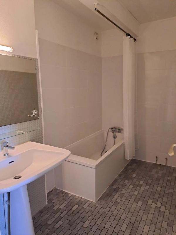 Appartement - 72 m² - 3 pièces