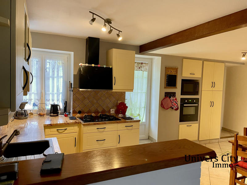 Maison - 95 m² - 4 pièces