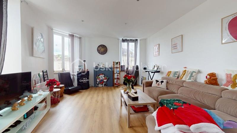 Immeuble - 140 m² - 5 pièces