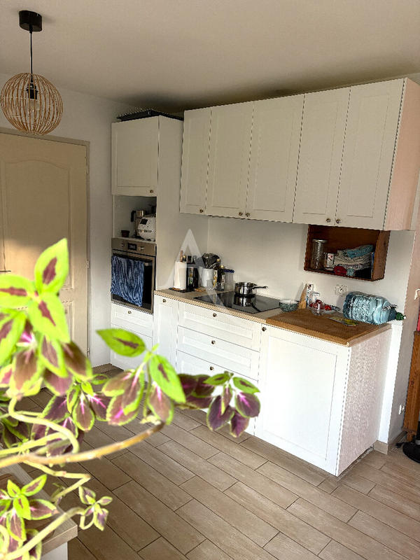 Maison - 85 m² - 5 pièces