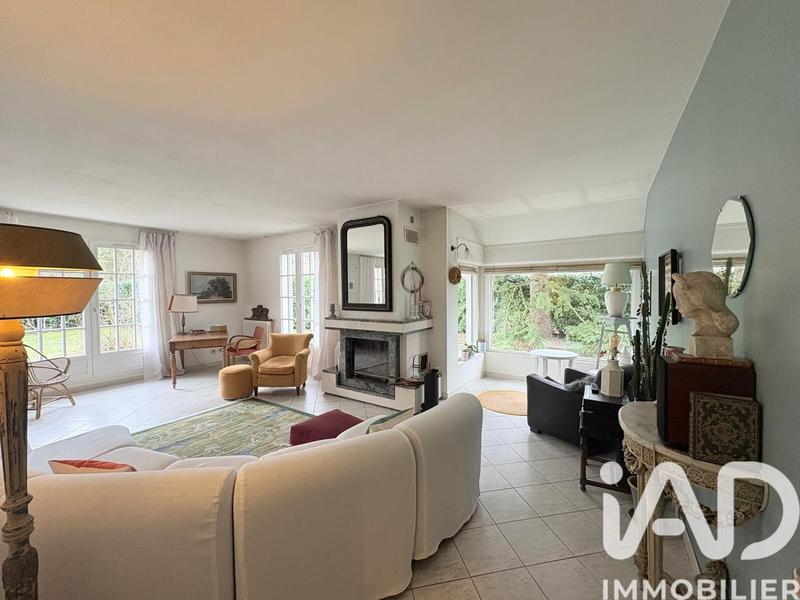 Maison - 173 m² - 8 pièces