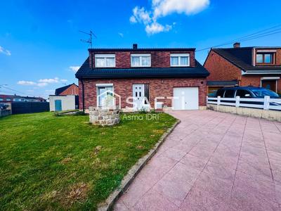 Maison - 137 m² - 6 pièces