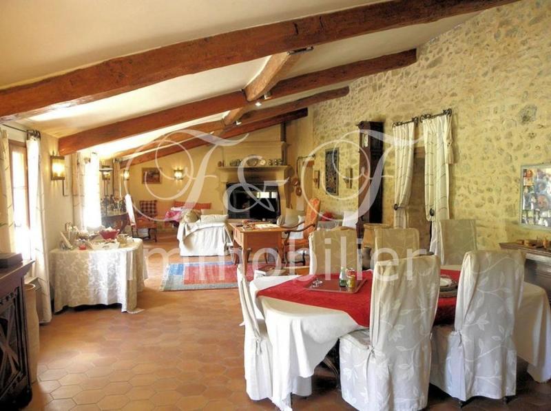 Moulin - 300 m² - 10 pièces