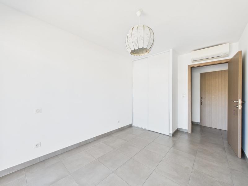 Appartement - 76 m² - 3 pièces