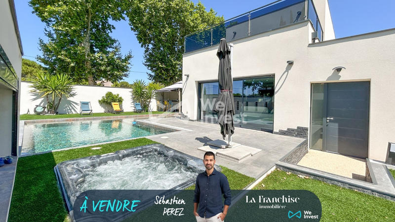 Villa - 220 m² - 5 pièces