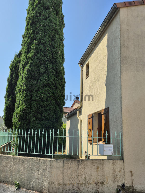 Villa - 90 m² - 4 pièces