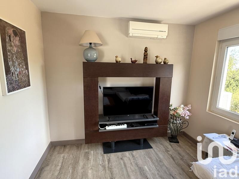 Maison - 237 m² - 8 pièces