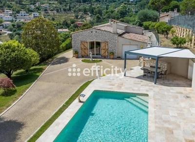 Maison - 130 m² - 6 pièces