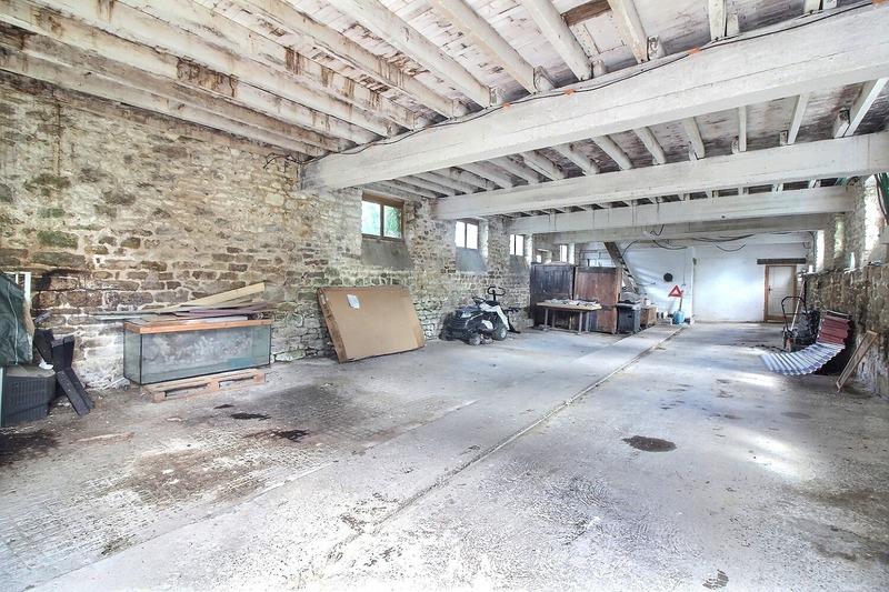 Propriété - 188 m² - 7 pièces