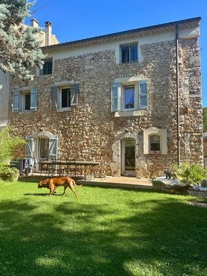 Maison - 193 m² - 9 pièces