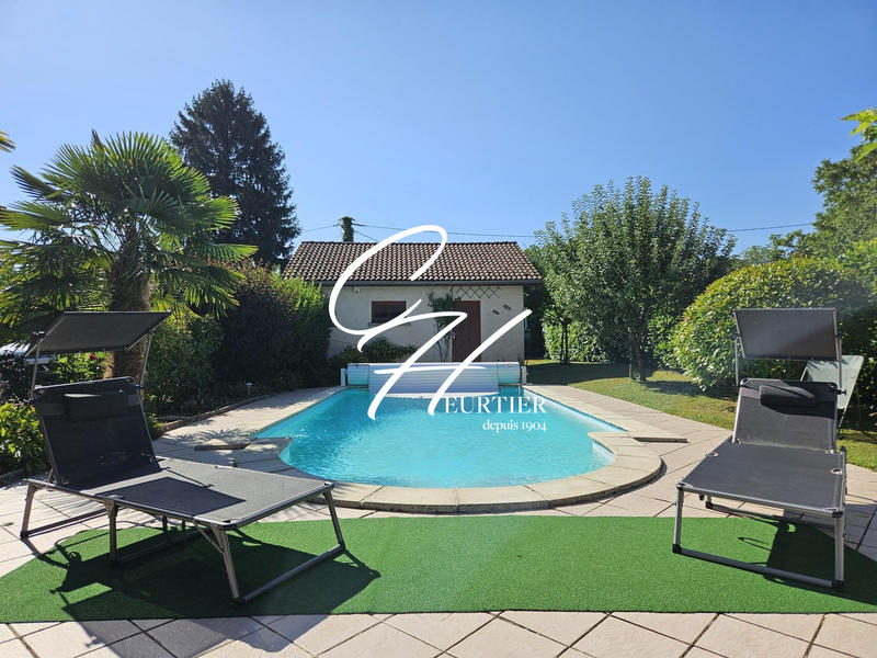 Maison - 141 m² - 7 pièces