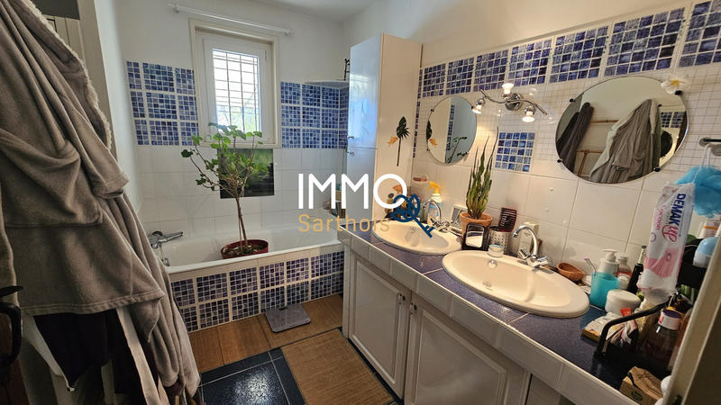 Maison - 88 m² - 4 pièces