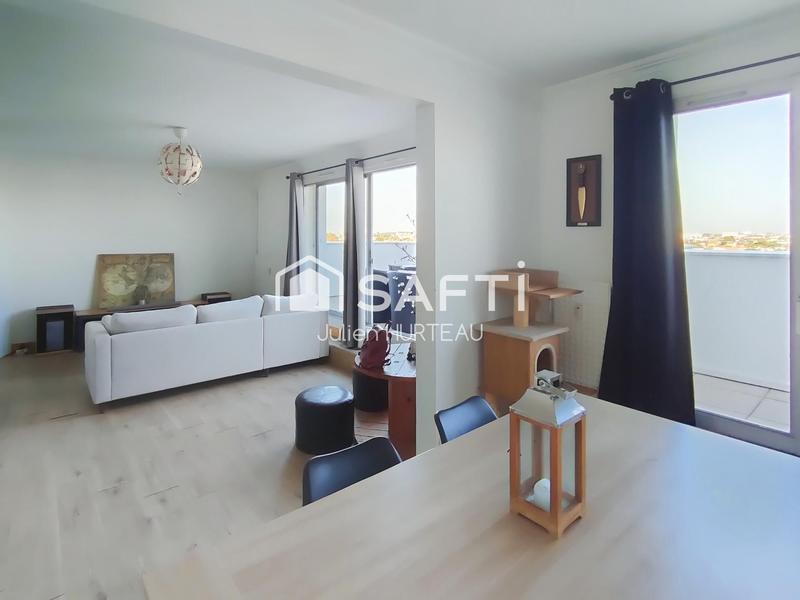 Appartement - 82 m² - 4 pièces