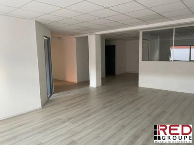 Local d'activités - 97 m²