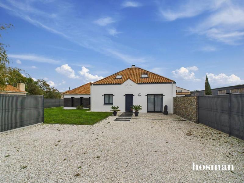 Maison - 172 m² - 8 pièces