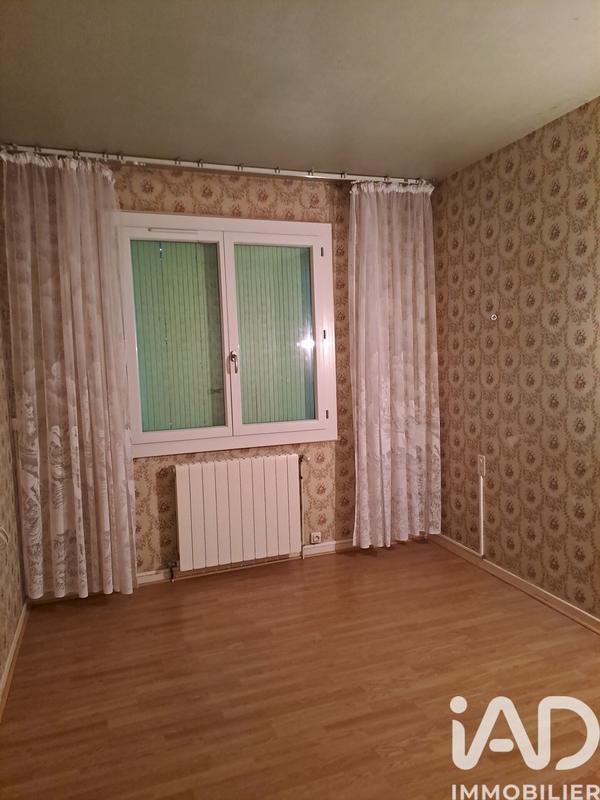 Maison - 188 m² - 9 pièces