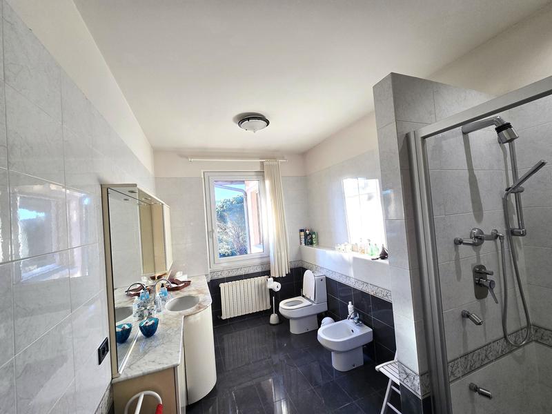 Maison de maîtres - 200 m² - 7 pièces