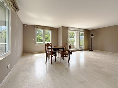 Appartement - 120 m² - 5 pièces