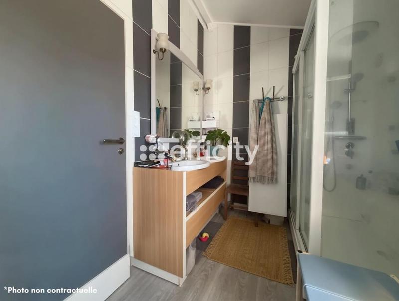 Maison - 192 m² - 5 pièces