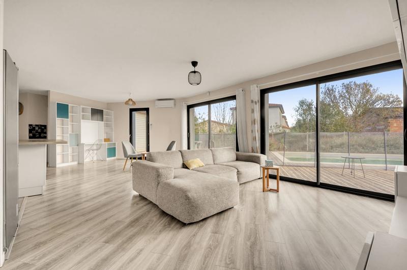 Villa - 160 m² - 6 pièces