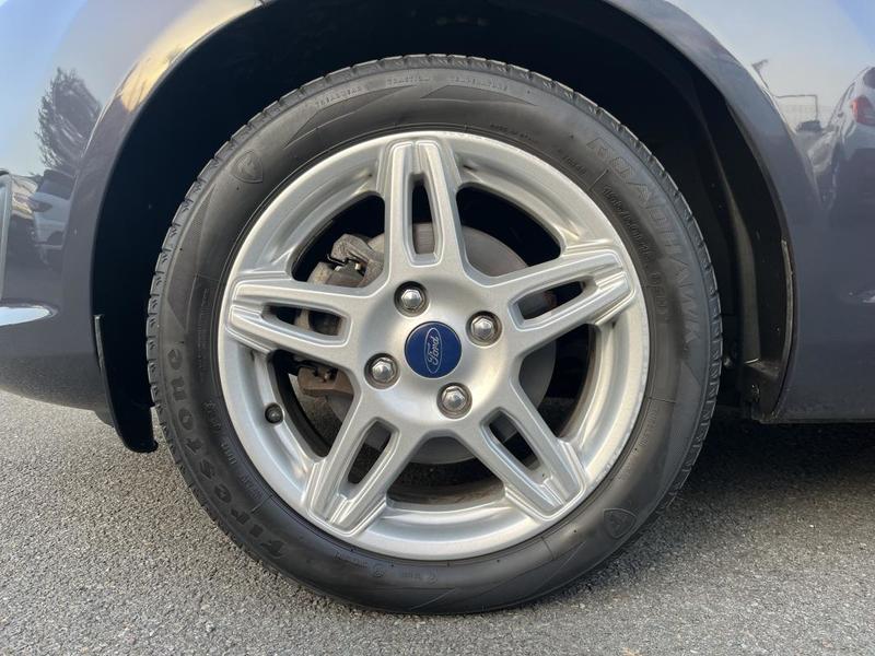 Ford Fiesta 1.0 EcoBoost 100 Ch Finition Titanium Bluetooth/Clim *Courroie de distribution effectué le 02/2026