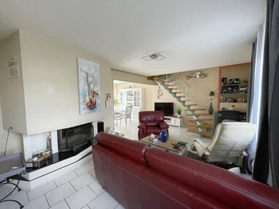 Maison - 106 m² - 4 pièces