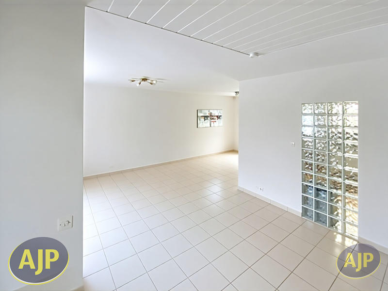 Maison - 120 m² - 7 pièces