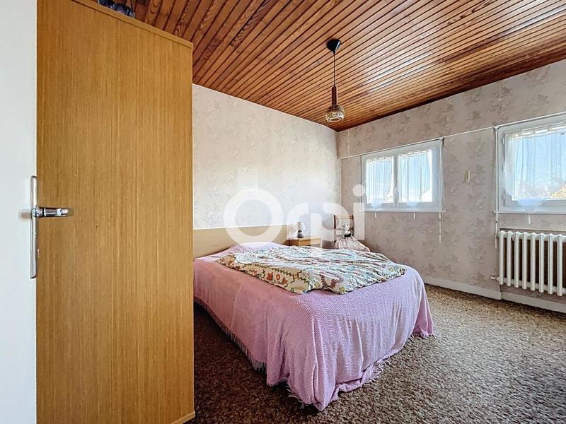 Maison - 104 m² - 6 pièces