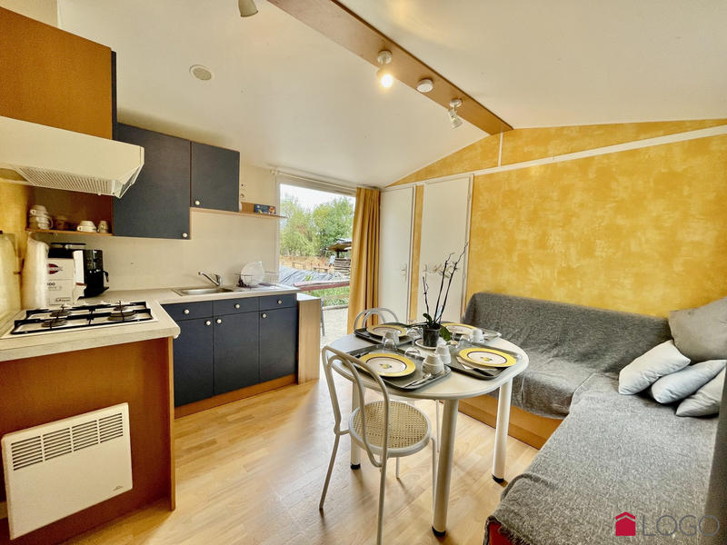 Terrain de loisirs - 3 800 m²