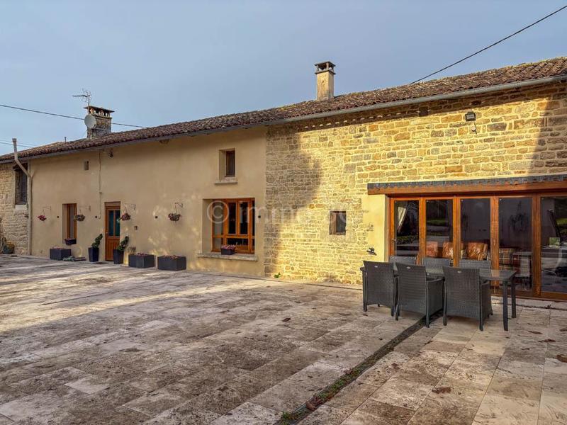 Maison - 190 m² - 6 pièces