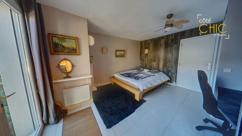 Maison - 254 m² - 7 pièces