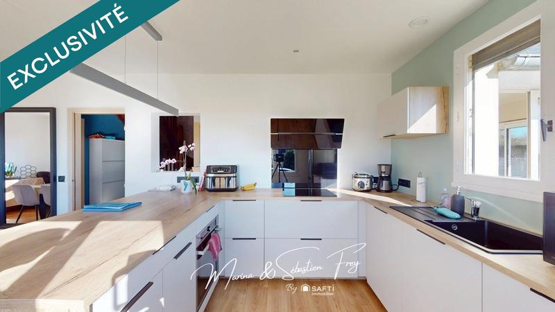 Maison - 98 m² - 5 pièces