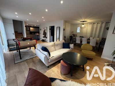 Maison - 180 m² - 8 pièces