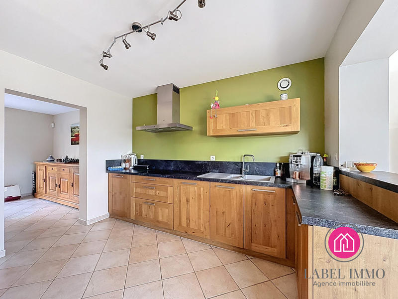 Maison - 162 m² - 9 pièces