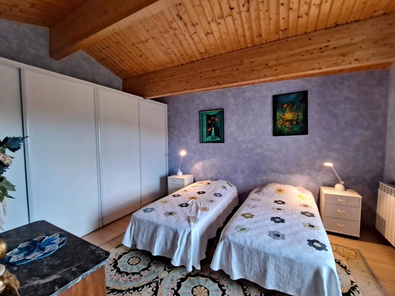 Maison - 295 m² - 7 pièces