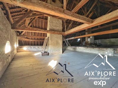 Appartement - 210 m² - 1 pièce