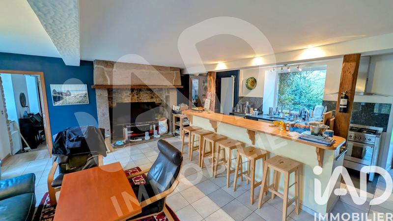 Maison - 345 m² - 11 pièces