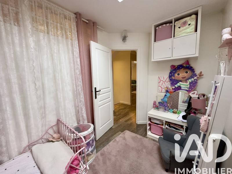 Maison - 151 m² - 7 pièces