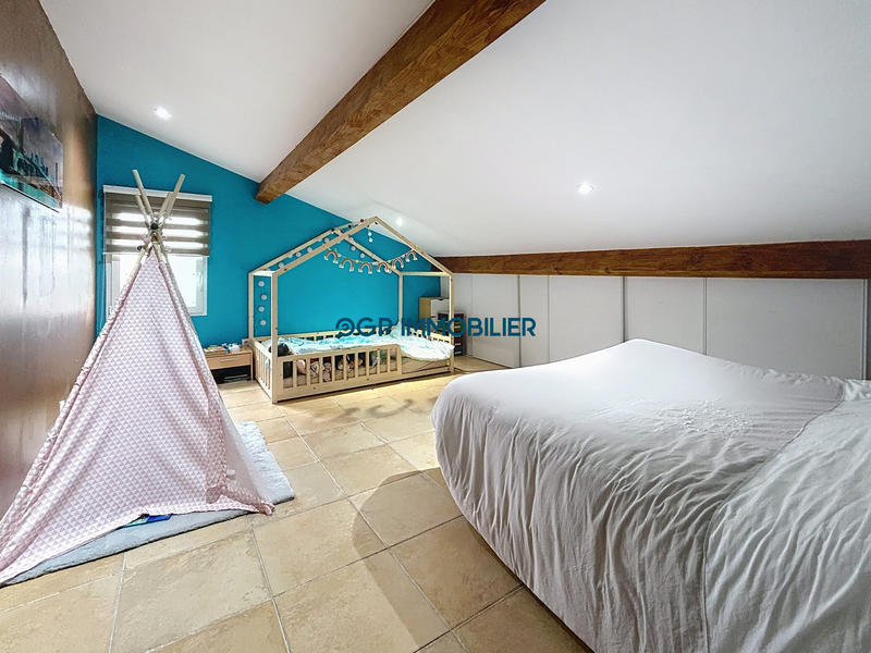 Maison - 151 m² - 5 pièces