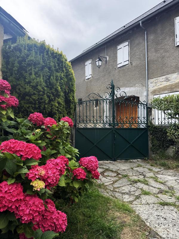 Maison de maîtres - 300 m² - 7 pièces